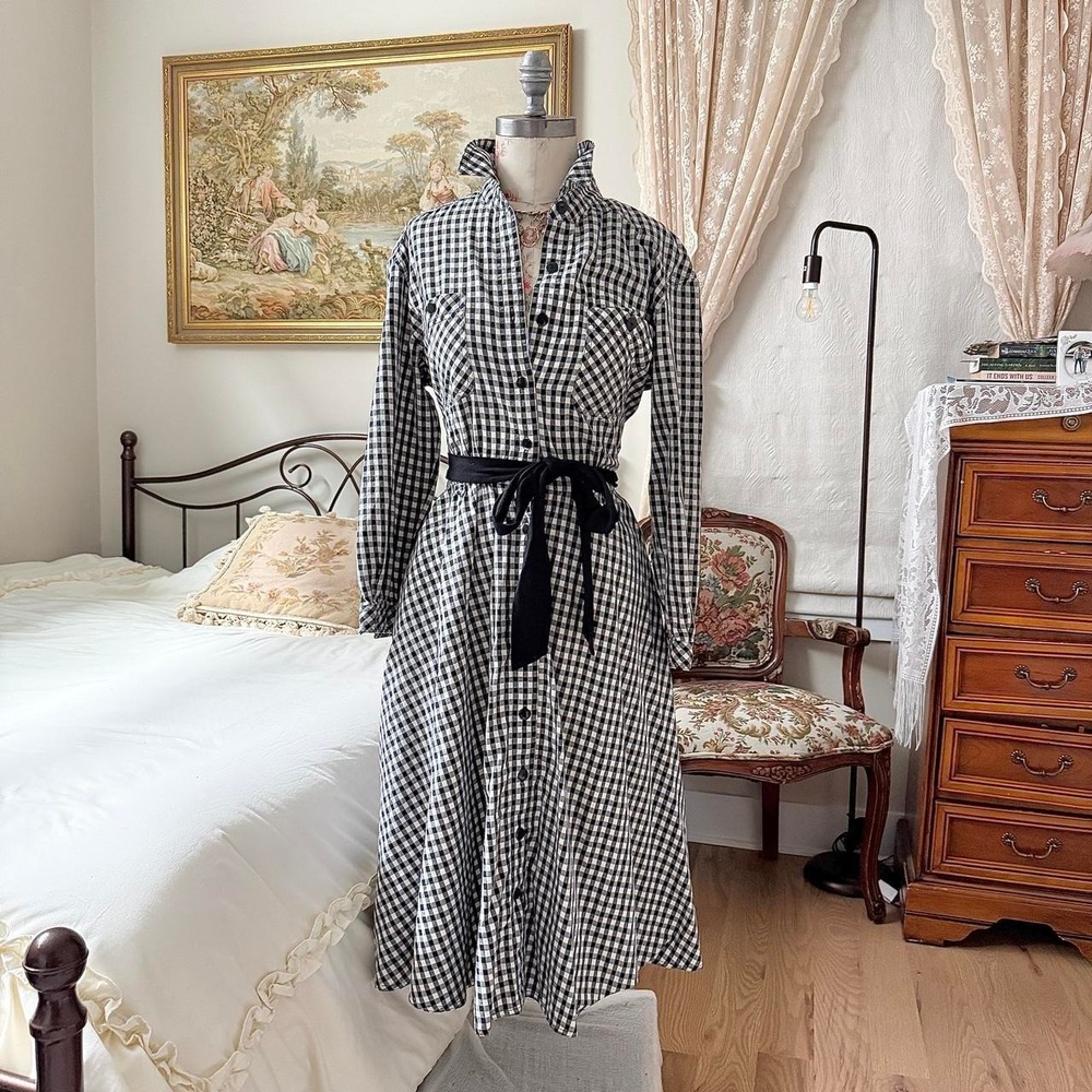 80s Liz Claiborne size 10 petite black white gingham button front midi dress